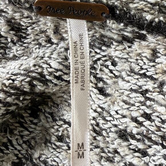 Free People Hooded Tassel Tie Long Cardigan Sweater Fairy Grunge Forest Boho M - Picture 7 of 12